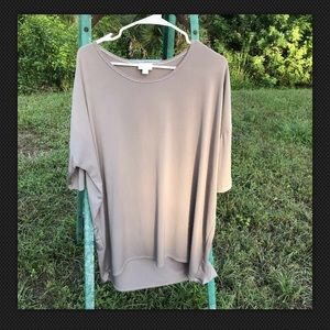 LuLaRoe Top Cocoa Color Size 2 XL Wrinkle Free